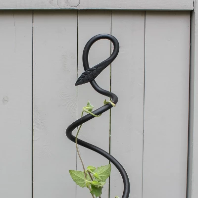 42" Tall Iron Soirak Trellis Gardening Tool Black Powder Coat Finish - Achla Designs 4 42" Tall Iron Soirak Trellis Gardening Tool Black Powder Coat Finish - Achla Designs - Image 4