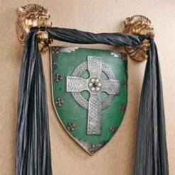 Design Toscano Celtic Warriors Sculptural Wall Shield: Set Of Two