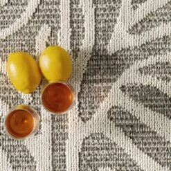 NuLOOM Corina Zebra Indoor/Outdoor Patio Area Rug -Garden Furniture Store GUEST ddb5286c fe91 4760 b724 eb4c811c14e0